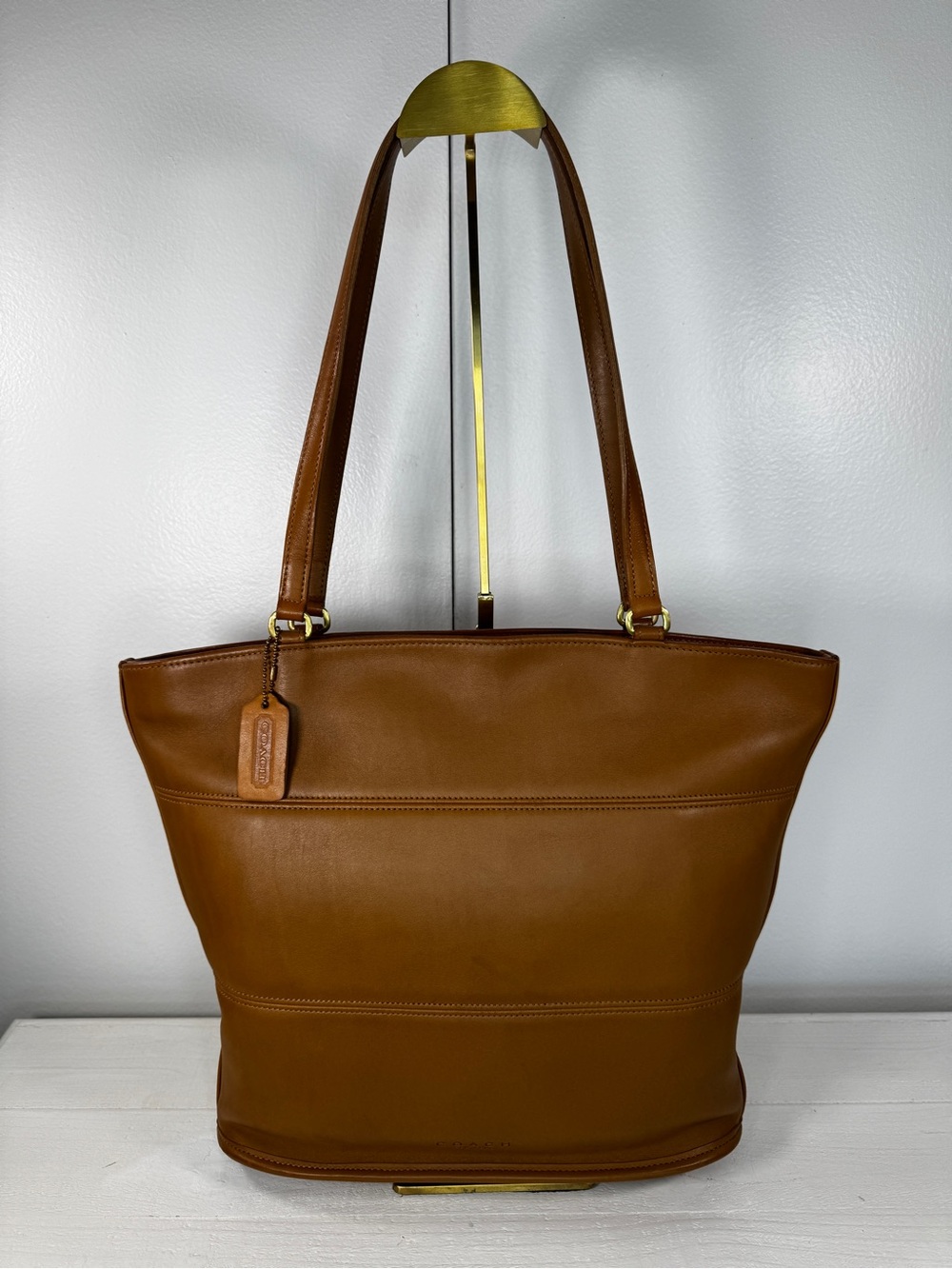 👜 Vintage Coach NYC Glovetanned Leather Tote Bag British Tan USA Made